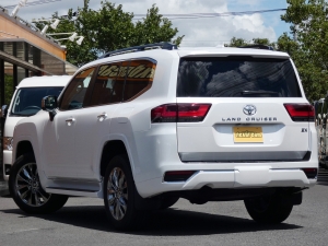 ランドクルーザー３００新型ランクル300　ZX　ディーゼルツインターボ
