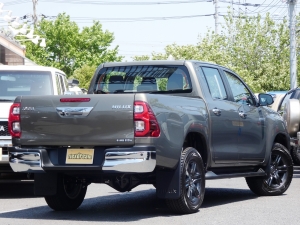 ハイラックス新車ハイラックス　オキサイドブロンズメタリック