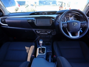 ハイラックス新車ハイラックス　オーバーランドスタイルキャンパー　FT PORTER