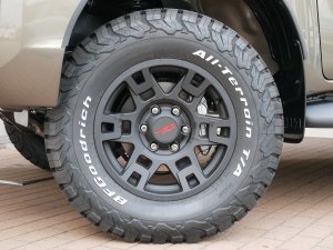 ハイラックス安全装備 新型マイナーチェンジ ハイラックス