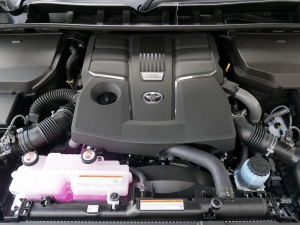 ランドクルーザー３００新型ランクル300　ZX　ガソリンツインターボ