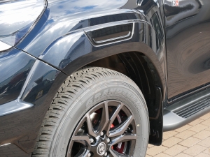 ハイラックス一部改良モデル 新型ハイラックスGR-SPORT