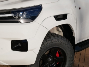 ハイラックス一部改良モデル 新型ハイラックスGR-SPORT
