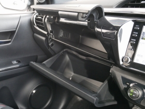 ハイラックス一部改良モデル 新型ハイラックスGR-SPORT