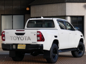 ハイラックス一部改良モデル 新型ハイラックスGR-SPORT