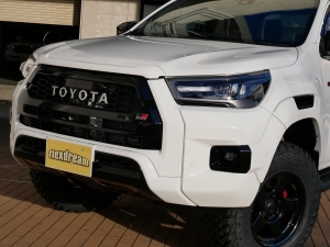 ハイラックス一部改良モデル 新型ハイラックスGR-SPORT