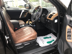 ランクルプラドランクル150プラド　TX　5人乗り
