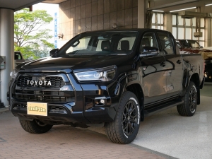 ハイラックスGR　新車カスタムコンプリート　展示車特別価格