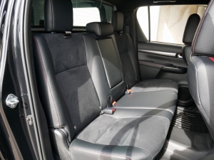 ハイラックスGRスポーツ 新型ハイラックスGR-SPORT