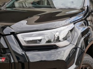 ハイラックスGRスポーツ 新型ハイラックスGR-SPORT