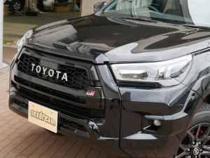 ハイラックスGRスポーツ 新型ハイラックスGR-SPORT
