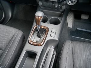 ハイラックス新車未登録ハイラックス　コンプリート
