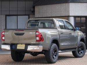 ハイラックス新車未登録ハイラックス　コンプリート