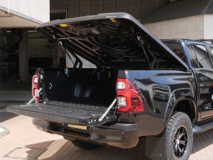 ハイラックス新型ハイラックス　GR-SPORT