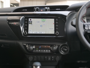 ハイラックスGRスポーツ 新型ハイラックスGR-SPORT