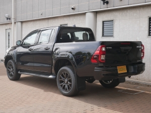 ハイラックスGRスポーツ 新型ハイラックスGR-SPORT