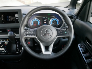 デリカミニデリカミニ　４ＷＤ　Ｔプレミアム