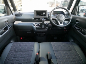 デリカミニデリカミニ　４ＷＤ　Ｔプレミアム