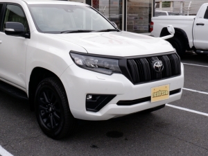 ランクルプラド特別仕様車　マットブラックエディション