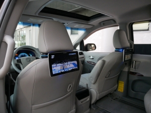 シエナ新車並行　2013年モデル
