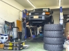 大型リフト付きピットも完備！！カスタム・メンテナンス・車検などなど何でもお任せください！！