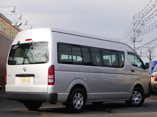 ハイエースワゴン15人乗りハイエースコミューター カスタムカーギャラリー車両詳細