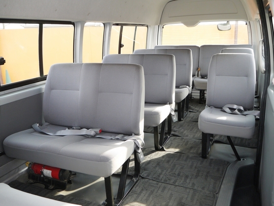 ハイエースワゴン15人乗りハイエースコミューター カスタムカーギャラリー車両詳細