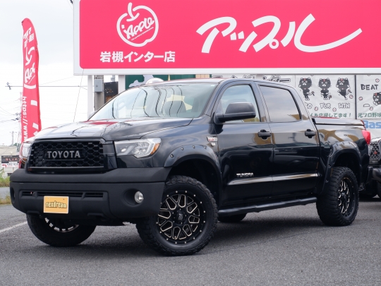 タンドラクルーマックス　タンドラ　リフトアップ