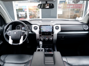 タンドラクルーマックス　TRD PRO　シェル