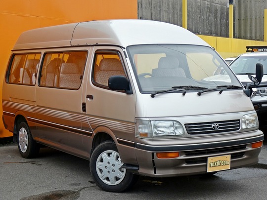 ハイエース100系　シュノーケル　グランドキャビンで使用 トヨタ ハイエース｜100系｜1989年〜2004年｜用シュノーケル