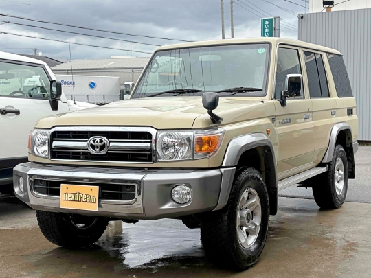ランクル７０キャンプ　アウトドア　レジャー　４ＷＤ　ＳＵＶ