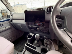 ランクル７０キャンプ　アウトドア　レジャー　４ＷＤ　ＳＵＶ