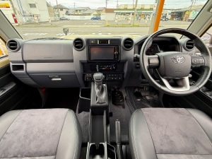 ランクル７０キャンプ　アウトドア　レジャー　４ＷＤ　ＳＵＶ