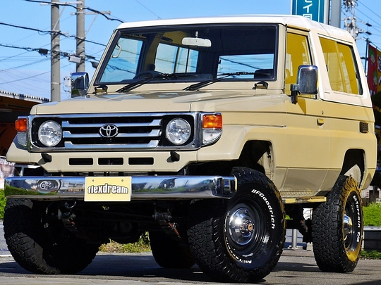【大幅値下げ⭕️】1/30 トヨタ　ランクル70 ベージュ トヨタ ランドクルーザー“70” | トヨタ自動車WEBサイト