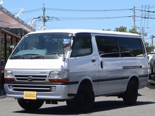 ハイエース100系