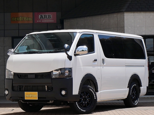 ハイエースバン　４ＷＤ