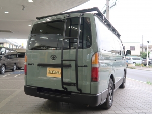 ハイエースＶハイエースバン　ディーゼル　4WD　丸目FD-classic