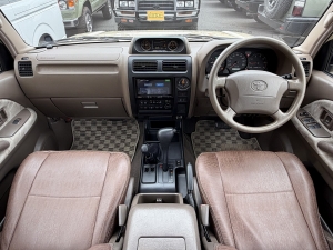 ランクルプラド95系キャンプ　アウトドア　レジャー　４ＷＤ　ＳＵＶ