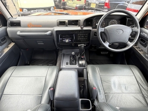 ランクル８０キャンプ　アウトドア　レジャー　４ＷＤ　ＳＵＶ