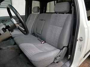 Ｔ１００新車並行　1996年モデル　純正ホワイト