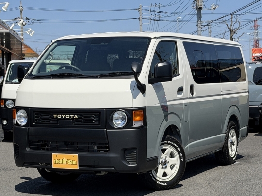 ハイエースＶ新車ハイエースDX　丸目カスタム
