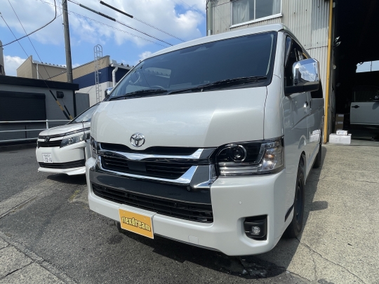 ハイエースＷ