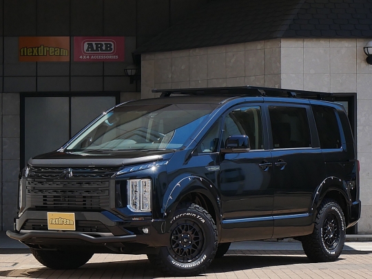デリカ　Ｄ：５　４ＷＤ