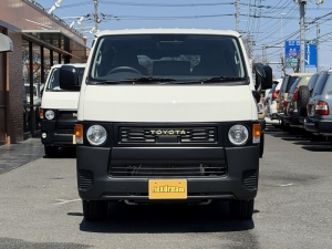 ハイエースＶ新車ハイエースDX　丸目カスタム