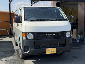 ハイエースＶ新車ハイエースDX　丸目カスタム