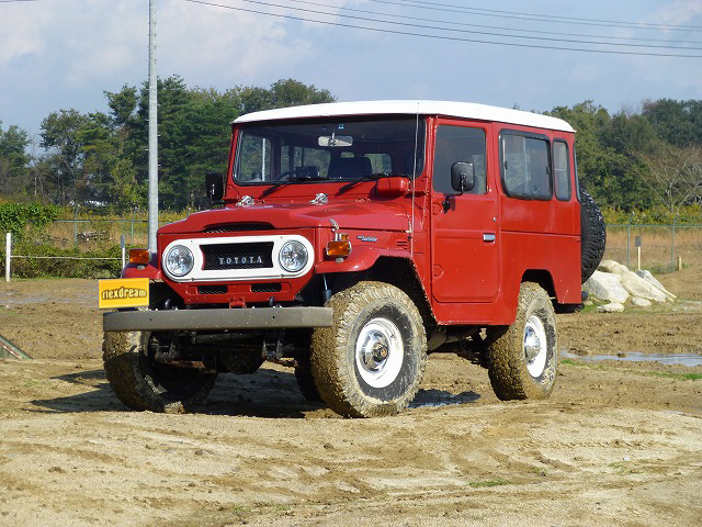 【レア】最終値下　FJ40 ヨンマル　モデルカー　1/24